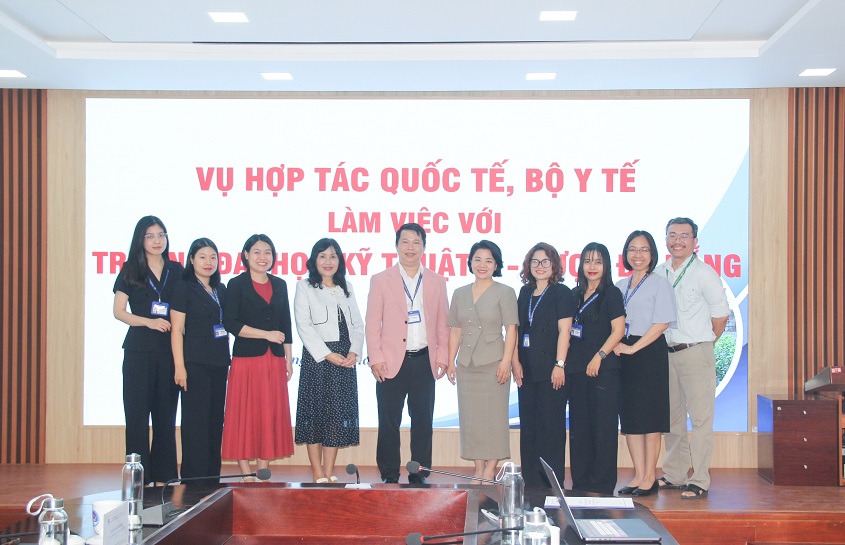 Da Nang University of Medical Technology and Pharmacy worked with International Cooperation Department, Ministry of Health. 